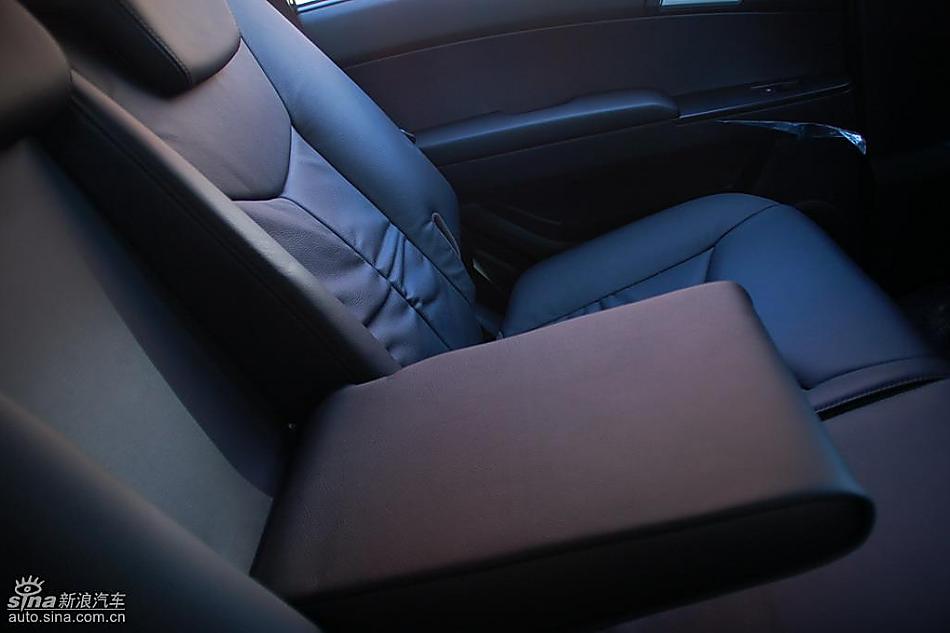 享御MH超豪华型内饰