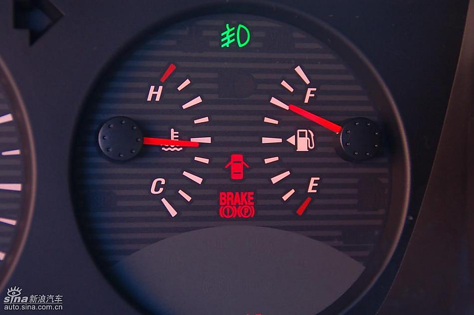 享御MH超豪华型内饰