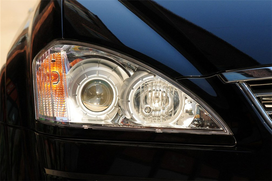 2011款享御2.0T自动柴油四驱豪华导航版