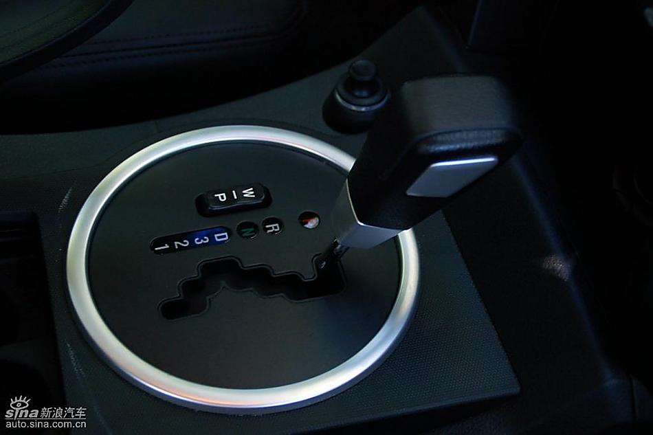 爱腾AD豪华型内饰