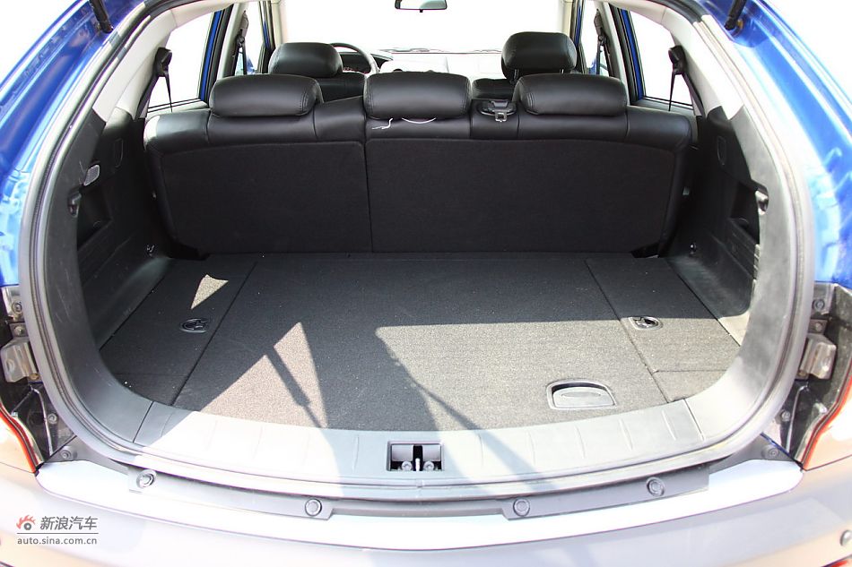 爱腾座椅与空间