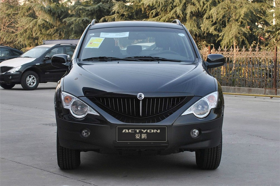 2011款爱腾2.3L自动汽油四驱豪华导航版