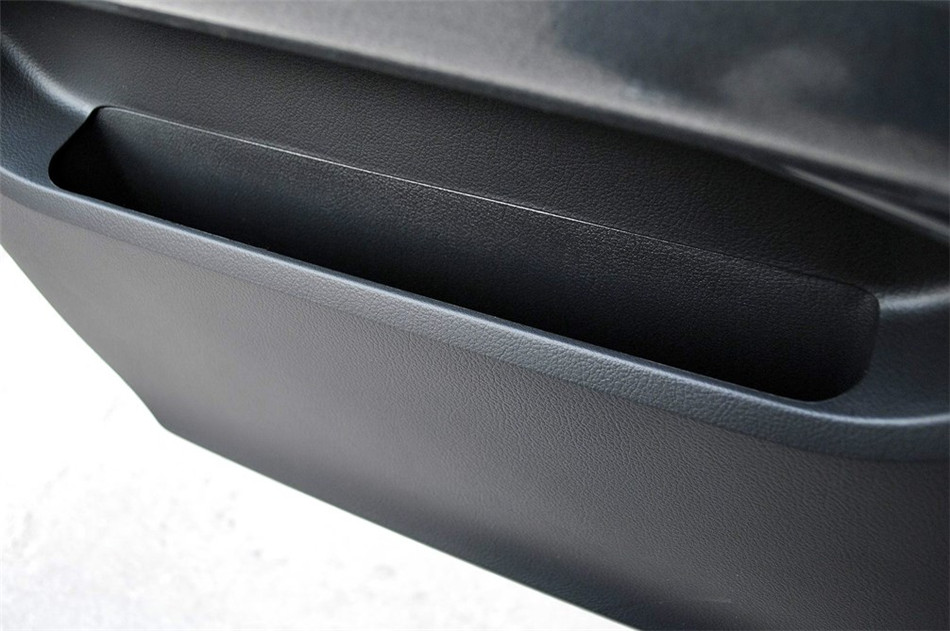 2011款爱腾2.3L自动汽油四驱豪华导航版