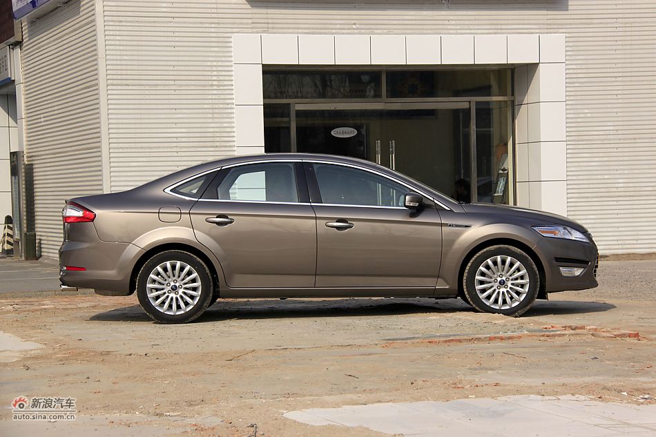 2011款蒙迪欧致胜高清到店实拍