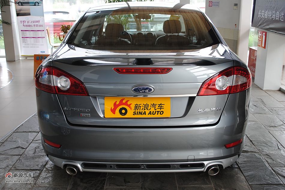 车辆外观及细节