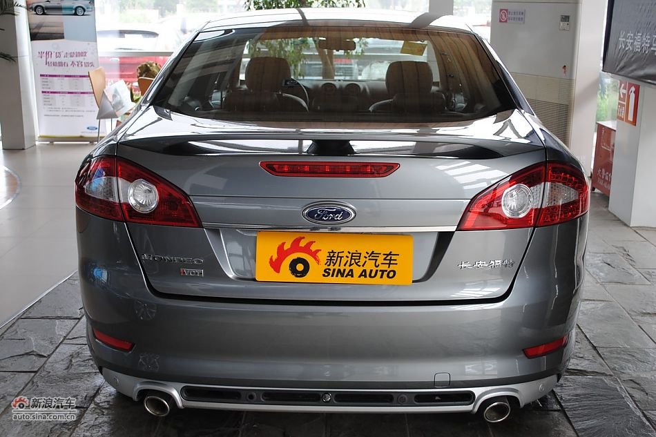 车辆外观及细节