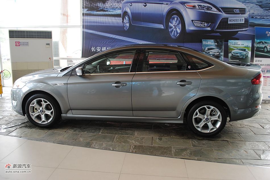 车辆外观及细节