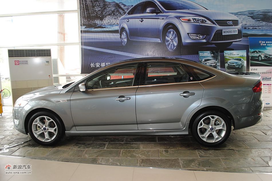 车辆外观及细节