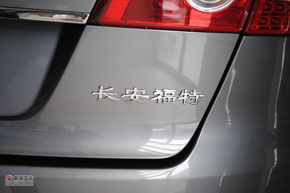 车辆外观及细节