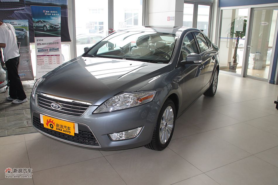 车辆外观及细节