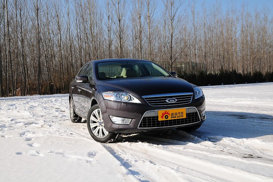 2010款蒙迪欧致胜致胜至尊型外观