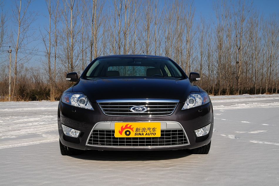 2010款蒙迪欧致胜致胜至尊型外观