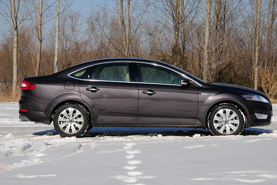 2010款蒙迪欧致胜致胜至尊型外观