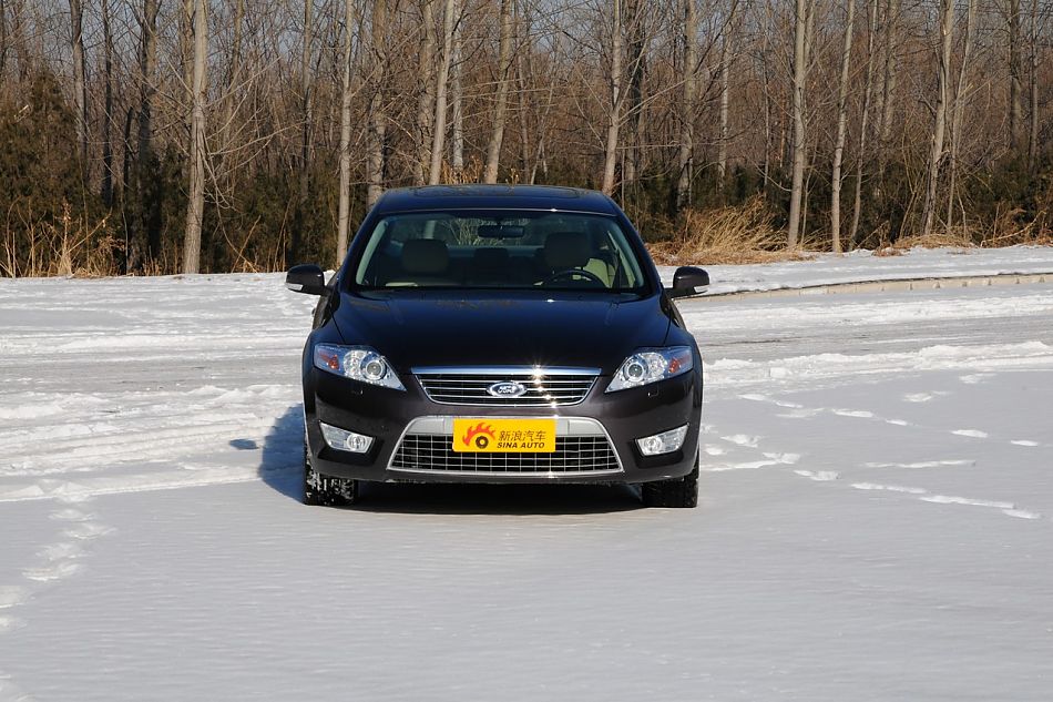 2010款蒙迪欧致胜致胜至尊型外观