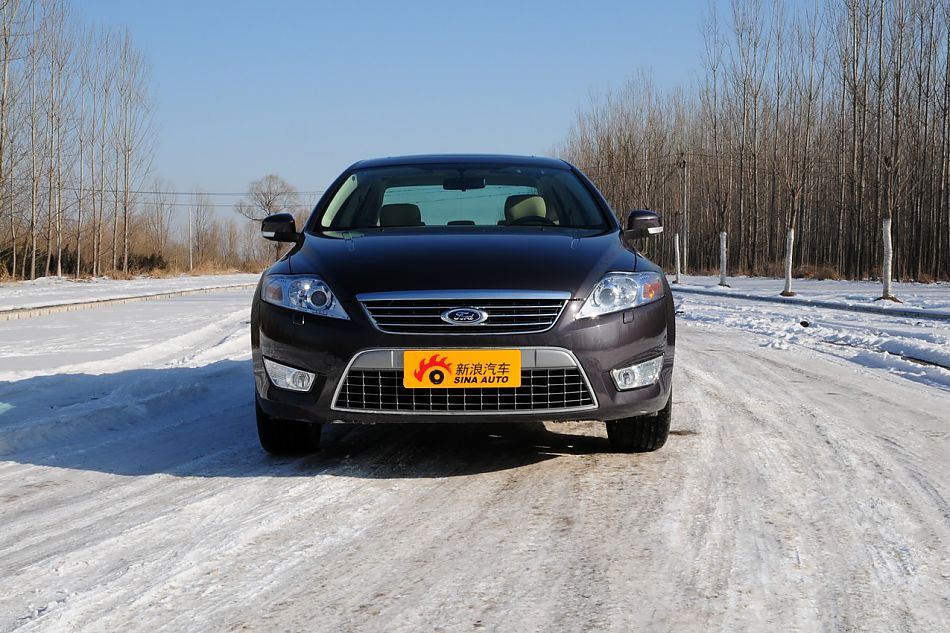 2010款蒙迪欧致胜致胜至尊型外观