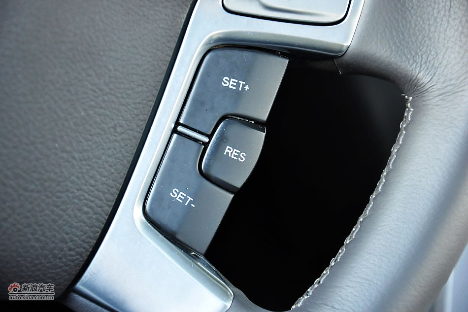 2011款蒙迪欧致胜内饰