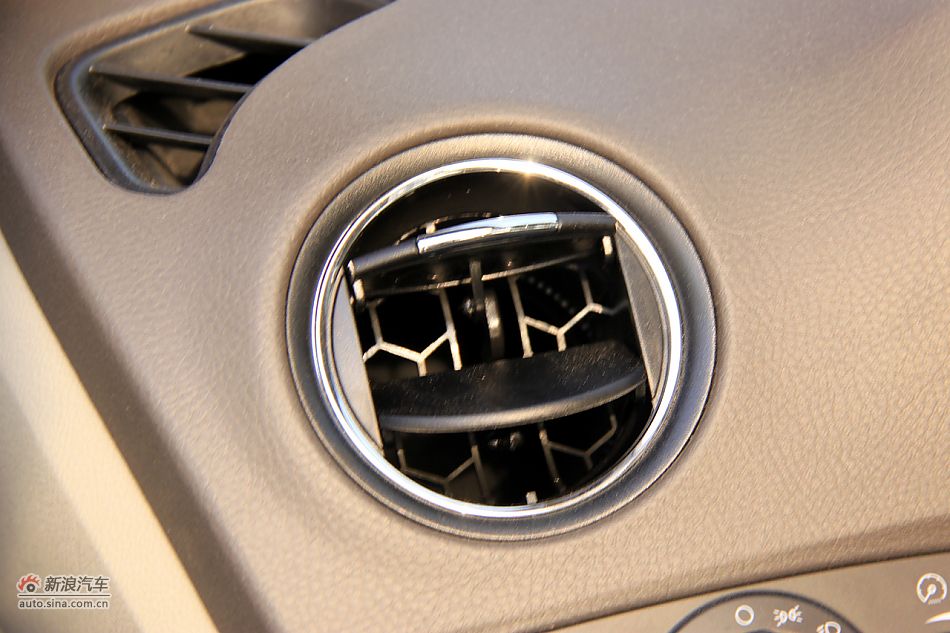 2011款蒙迪欧致胜高清到店实拍