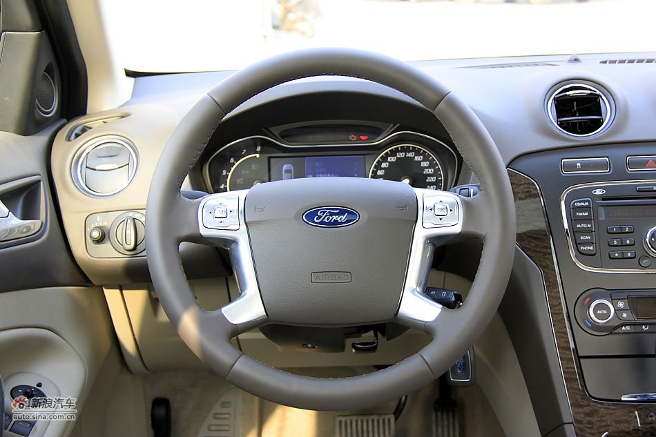 2011款蒙迪欧致胜高清到店实拍