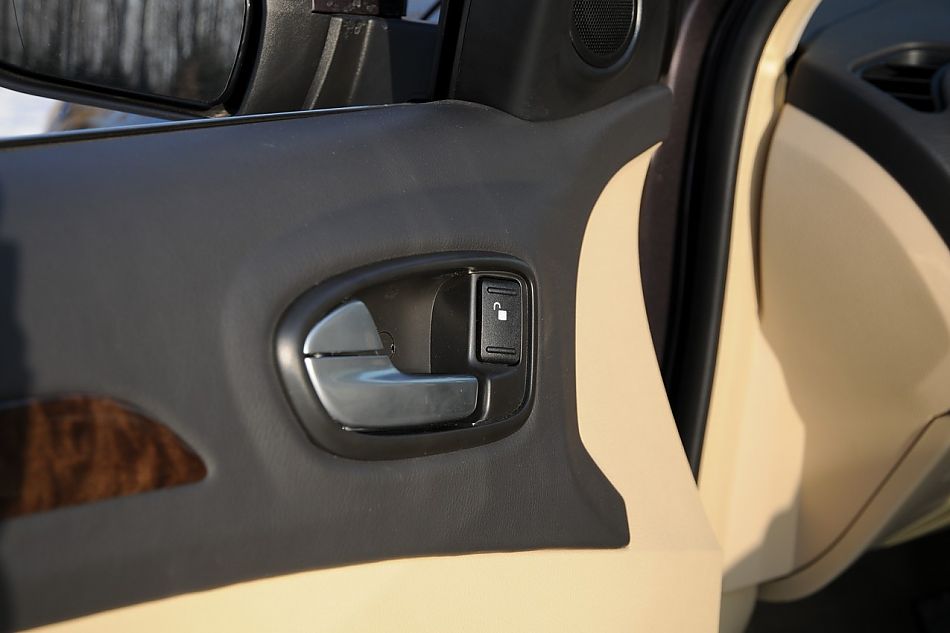 2010款蒙迪欧致胜致胜至尊型内饰