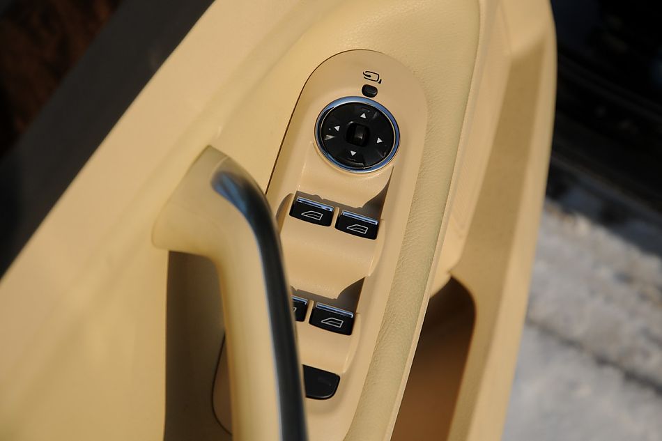 2010款蒙迪欧致胜致胜至尊型内饰