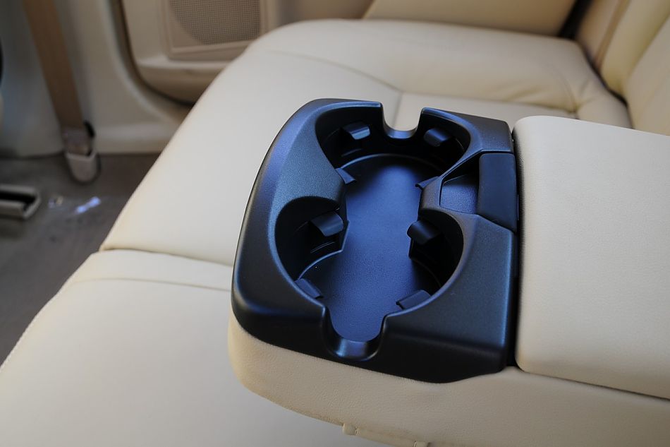 2010款蒙迪欧致胜致胜至尊型内饰