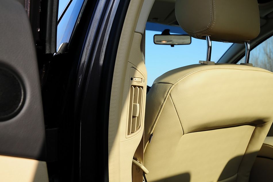 2010款蒙迪欧致胜致胜至尊型内饰