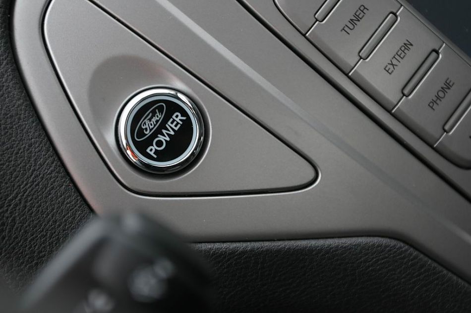 图为蒙迪欧致胜内饰及细节图