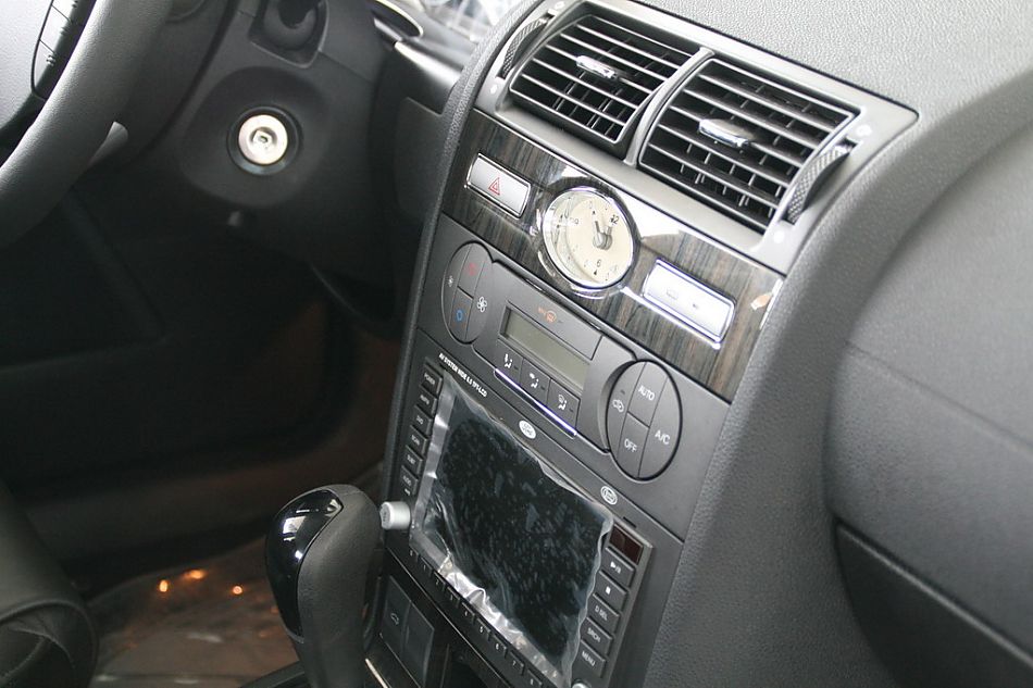 长安福特蒙迪欧中控台