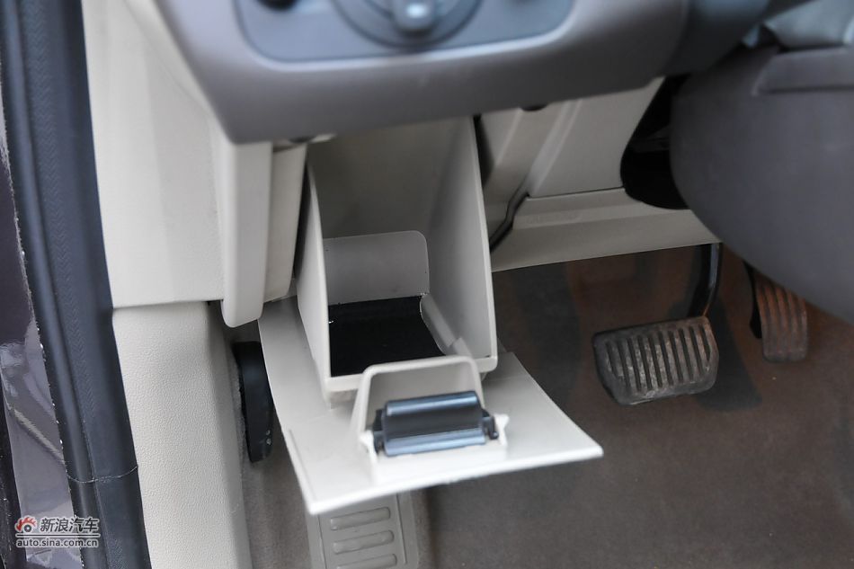 2011款蒙迪欧致胜空间