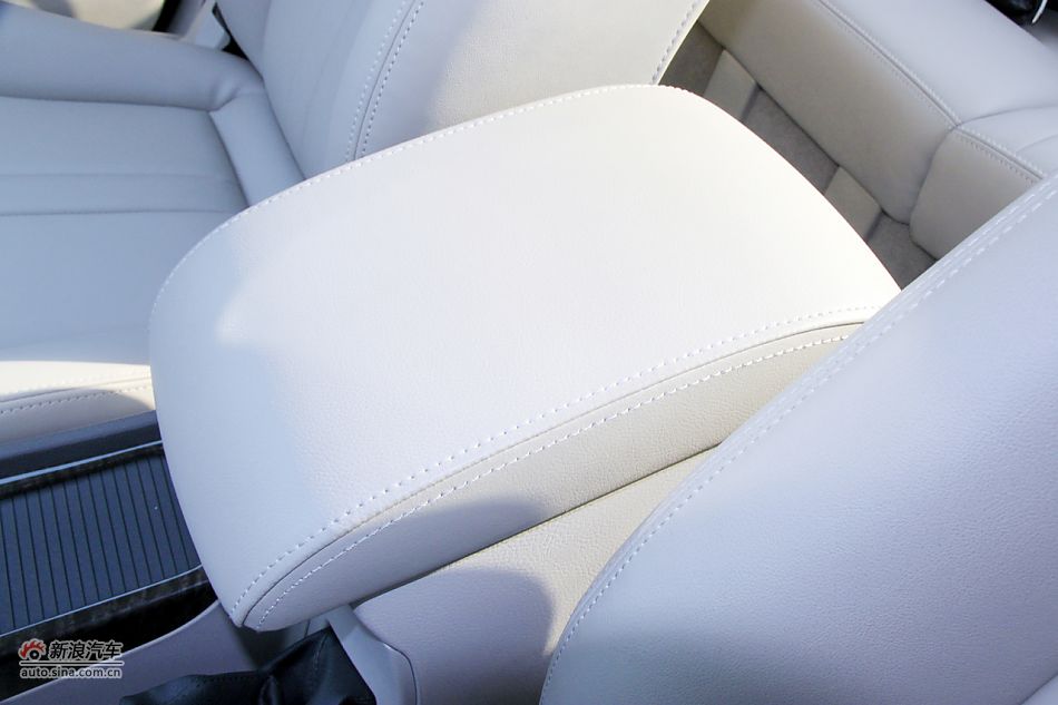 2011款蒙迪欧致胜高清到店实拍