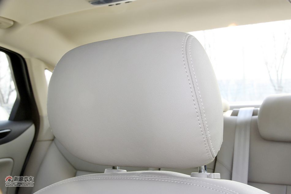 2011款蒙迪欧致胜高清到店实拍