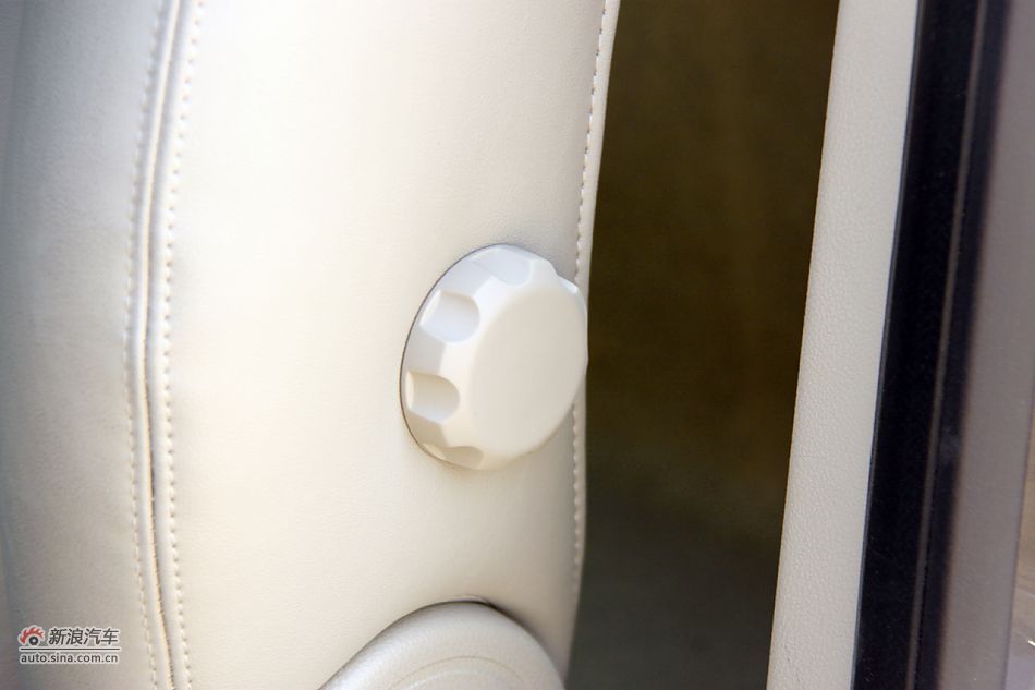 2011款蒙迪欧致胜高清到店实拍