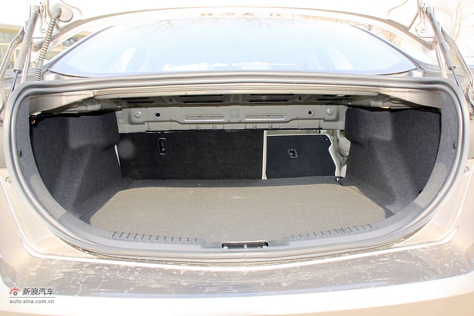 2011款蒙迪欧致胜高清到店实拍