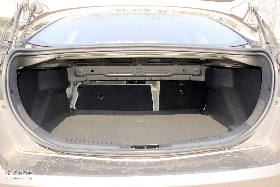 2011款蒙迪欧致胜高清到店实拍