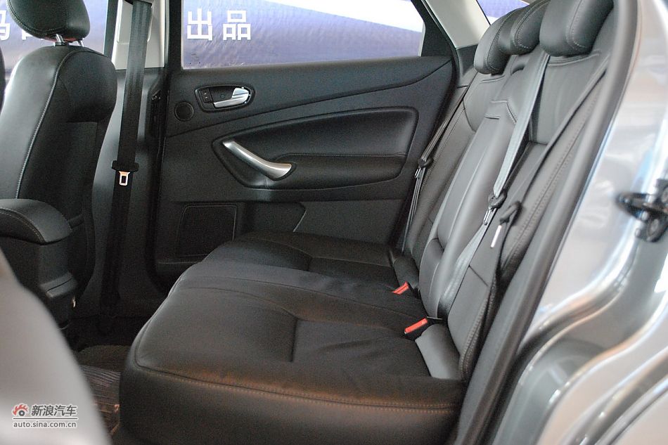 内饰部分及细节