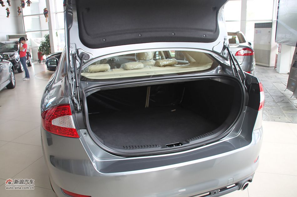 内饰部分及细节