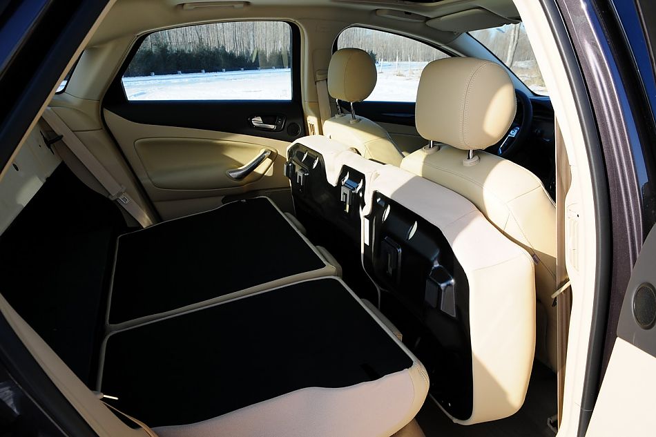 2010款蒙迪欧致胜致胜至尊型内饰