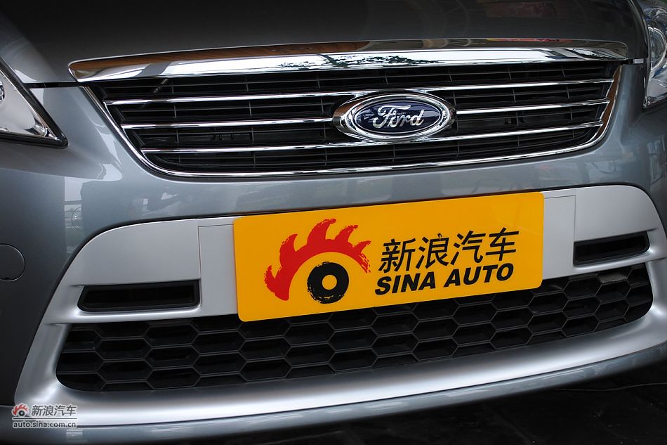 车辆外观及细节