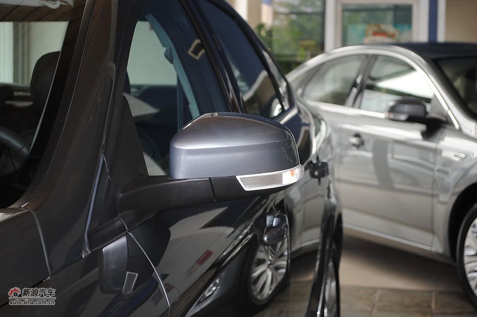 车辆外观及细节