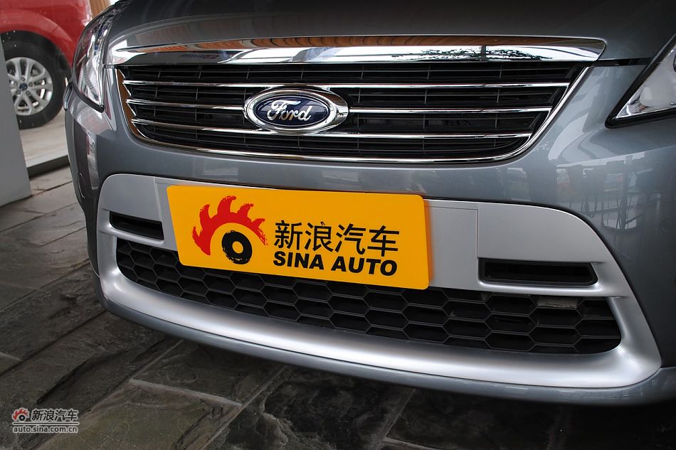 车辆外观及细节