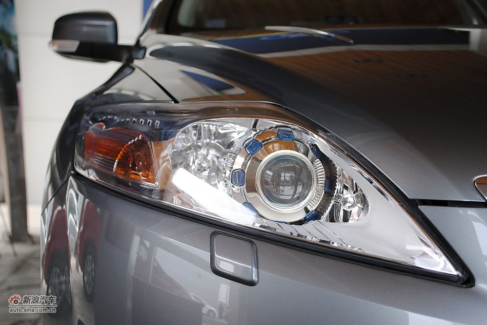 车辆外观及细节