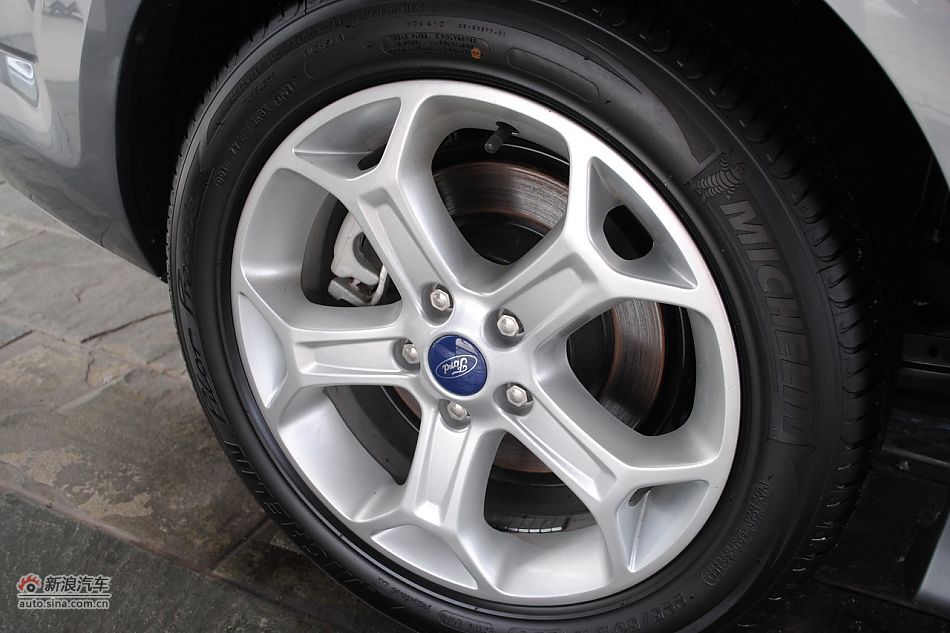 车辆外观及细节