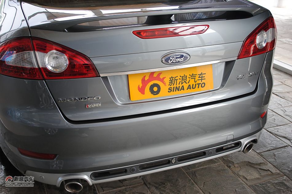 车辆外观及细节