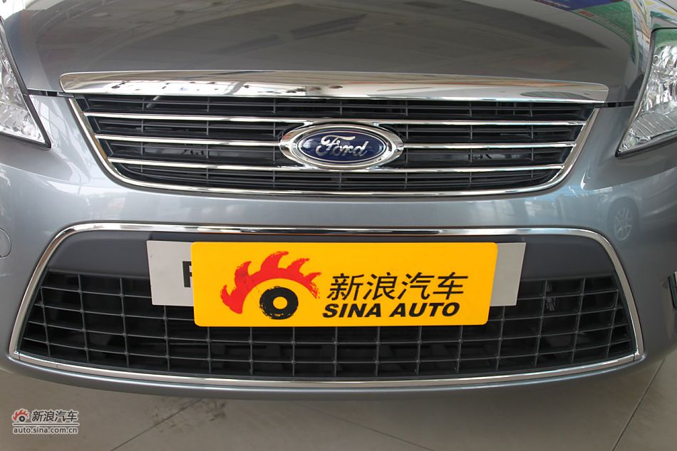 车辆外观及细节