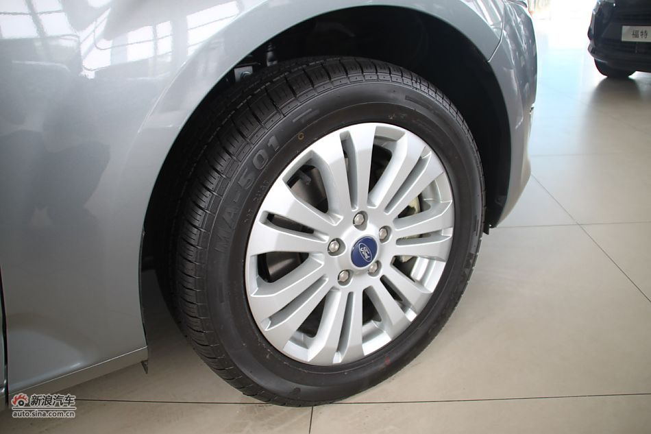 车辆外观及细节