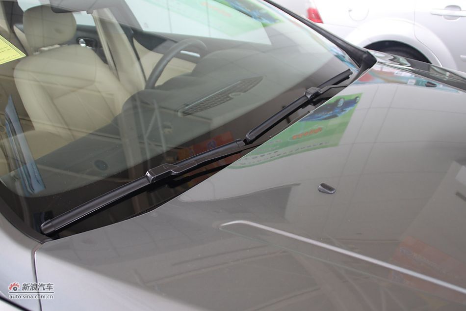 车辆外观及细节