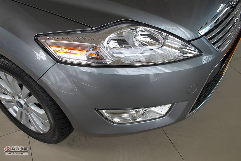 车辆外观及细节