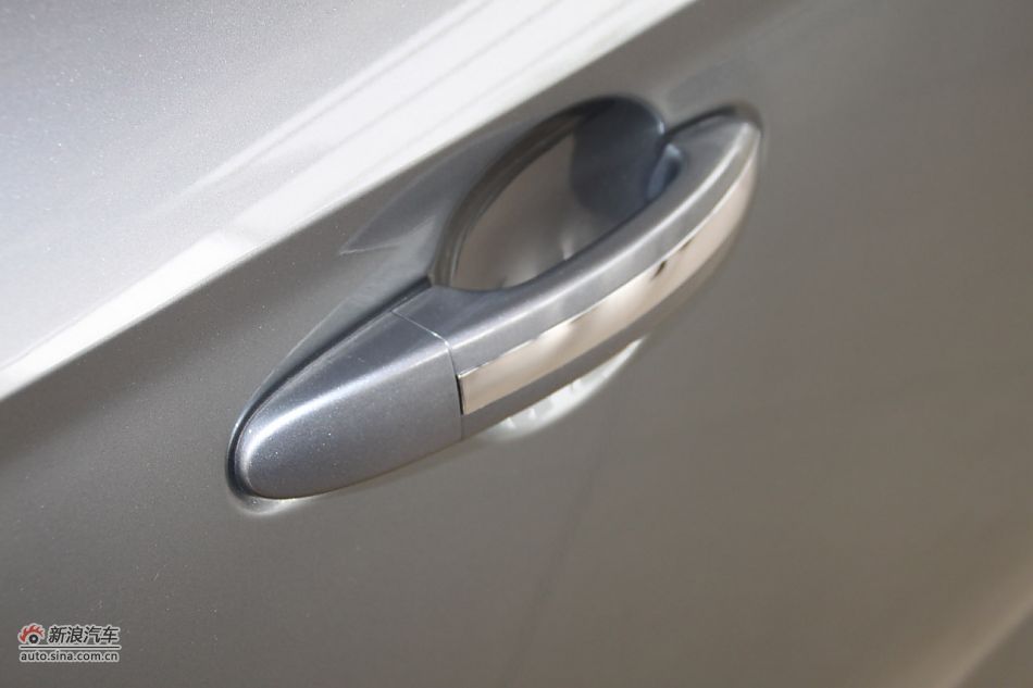 车辆外观及细节