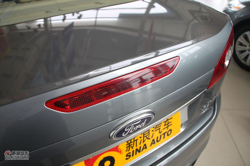 车辆外观及细节