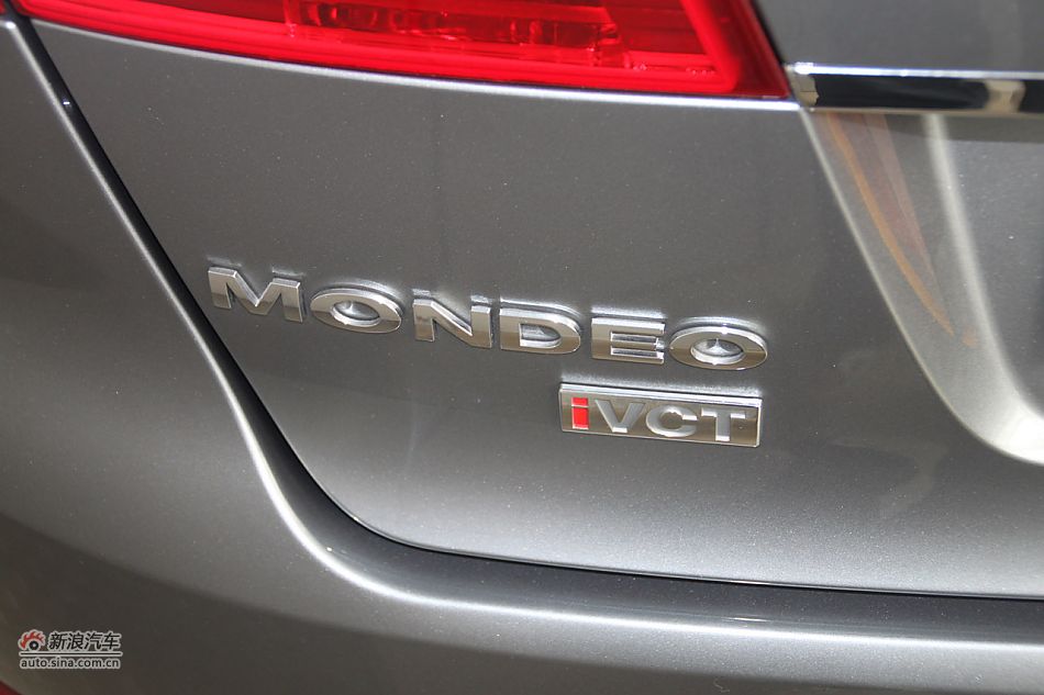 车辆外观及细节